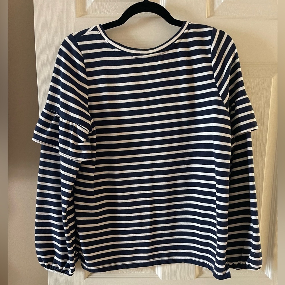Old Navy light weight sweatshirt - Size M - Picture 1 of 5